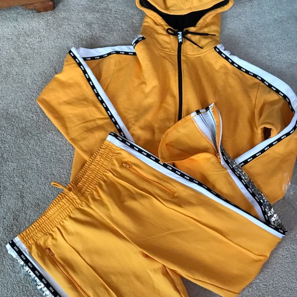 Vs Pink bling track pants faux fur full zip hoodie fashion show exclusive 2018 - Picture 10 of 15